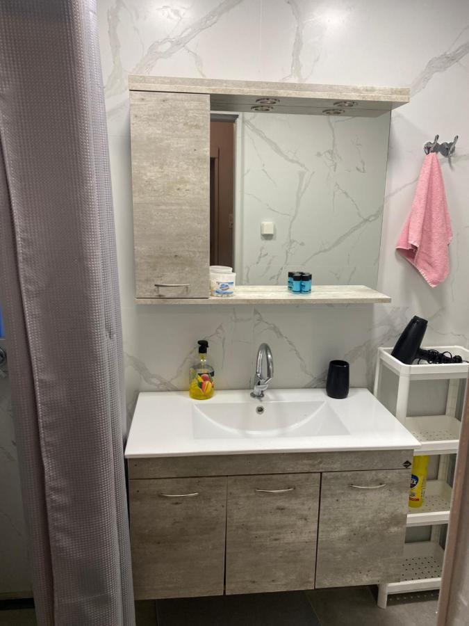 Aris Apartment Athena Bagian luar foto