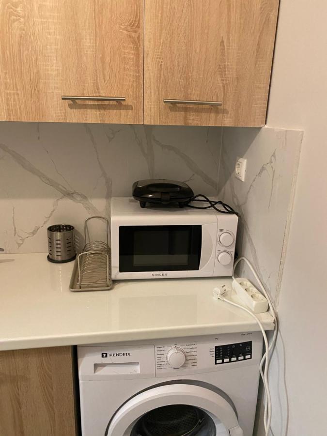 Aris Apartment Athena Bagian luar foto
